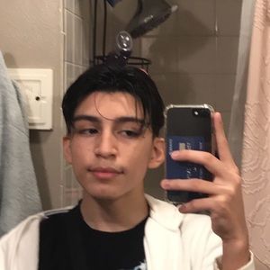 Meet your Posher, Rene